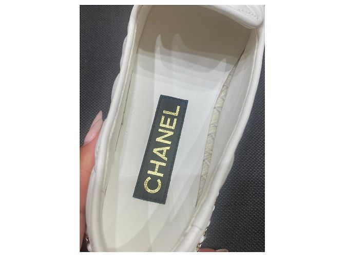Espadrilles Chanel in pelle trapuntata bianco e nero - vista 5
