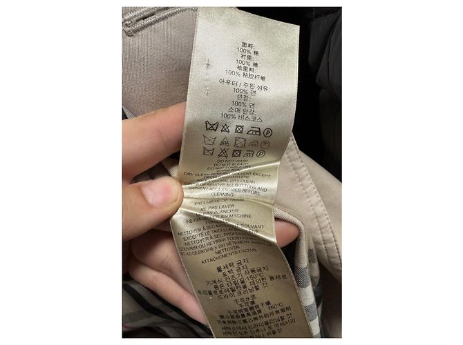 Gabardina corta beige Burberry con cinturón EU32/XXS De segunda mano - vista 8
