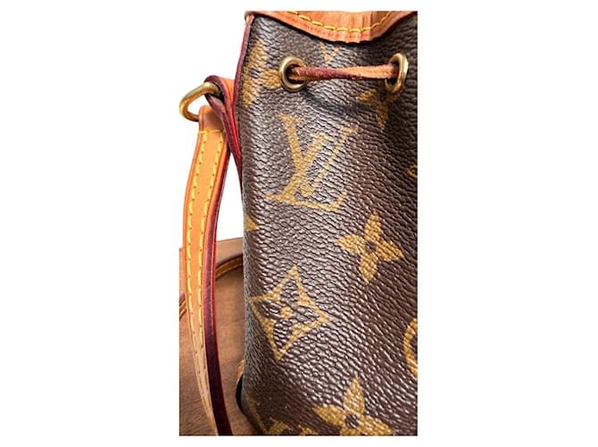 Louis Vuitton Borsa Noé Mini Monogram Marrone Monogramma - vista 4
