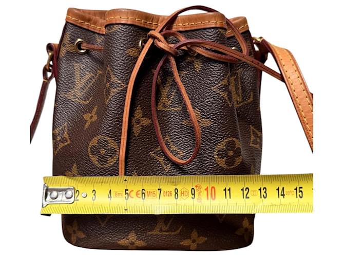 Louis Vuitton Borsa Noé Mini Monogram Marrone Monogramma - vista 8