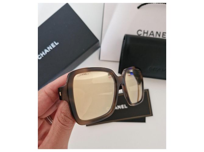 Occhiali da sole Chanel quadrati tartarugati con lenti a specchio oro Marrone - vista 7
