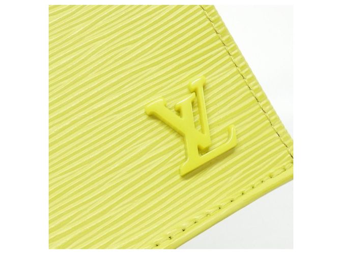 Louis Vuitton Epi Petite Sac Plat Handbag Yellow - view 4