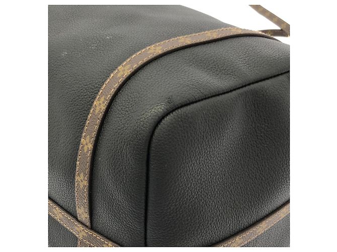 Borsa a tracolla in pelle Louis Vuitton GM Nero - vista 3