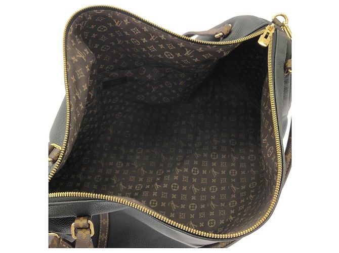 Borsa a tracolla in pelle Louis Vuitton GM Nero - vista 7