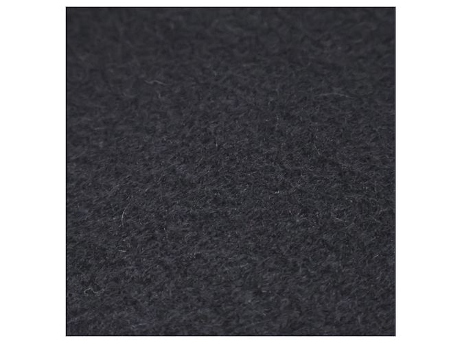 Sciarpa Triangle Fendi in Cashmere e Pelliccia Nera con Frange Nero - vista 7