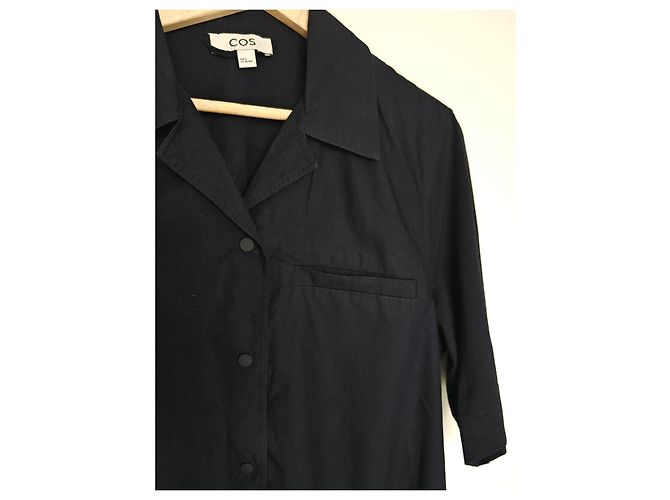 COS Schwarzes Hemdkleid mit Gürtel - Ansicht 11