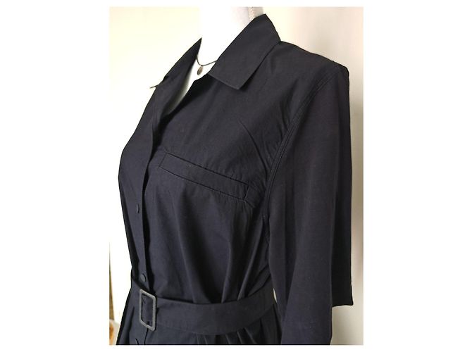 COS Schwarzes Hemdkleid mit Gürtel - Ansicht 17