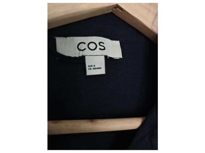 COS Schwarzes Hemdkleid mit Gürtel - Ansicht 3