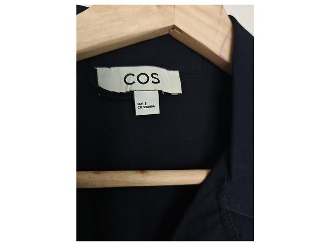 COS Schwarzes Hemdkleid mit Gürtel - Ansicht 4