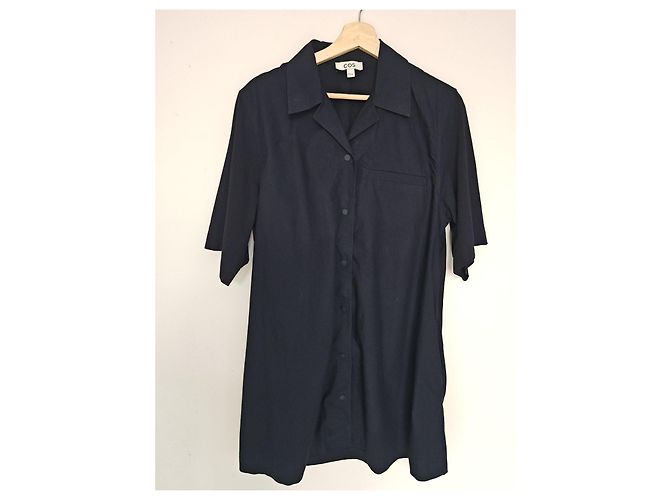 COS Schwarzes Hemdkleid mit Gürtel - Ansicht 7