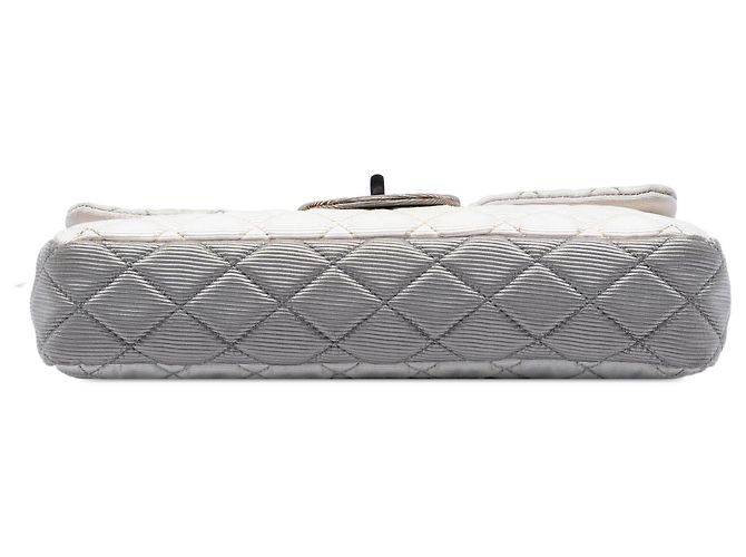 Chanel White Small Tricolor Quilted Jersey Reissue 2.55 East West Flap - vista 3