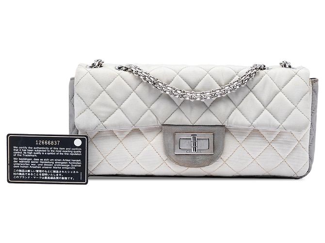 Chanel White Small Tricolor Quilted Jersey Reissue 2.55 East West Flap - vista 7