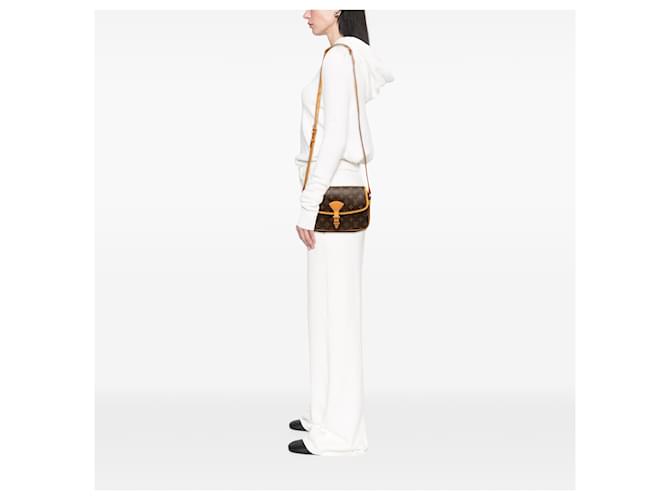 Louis Vuitton Marrone Monogram Sologne - vista 9
