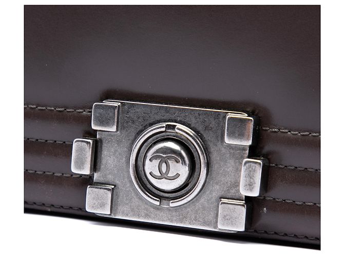 Chanel Boy Flap in pelle di vitello lucida marrone Large Marrone scuro - vista 5
