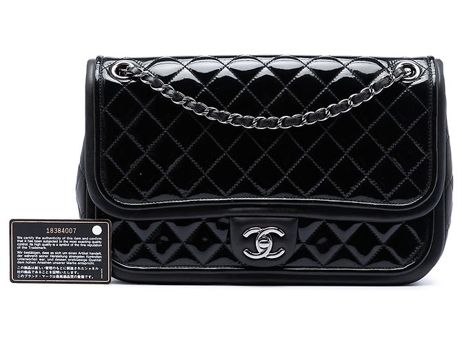 Chanel Black Jumbo Quilted Patent e Lambskin Trimmed Classic Twist Flap Nero - vista 6