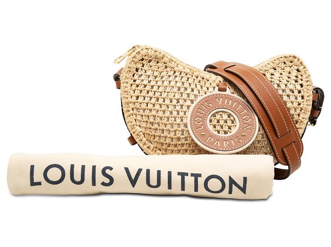 Louis Vuitton Beige Raffia By the Pool Croissant MM - vista 7