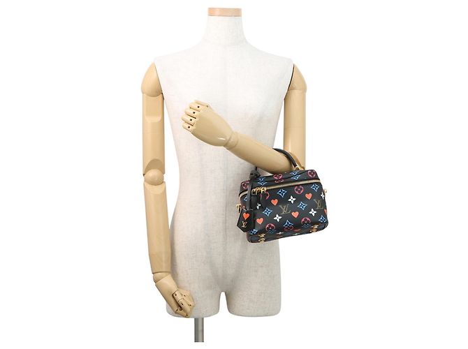 Borsa Louis Vuitton Monogram Game On Vanity PM Nero - vista 4