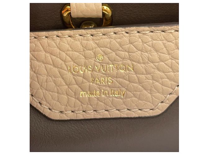 Borsa Louis Vuitton Capucines BB - vista 17
