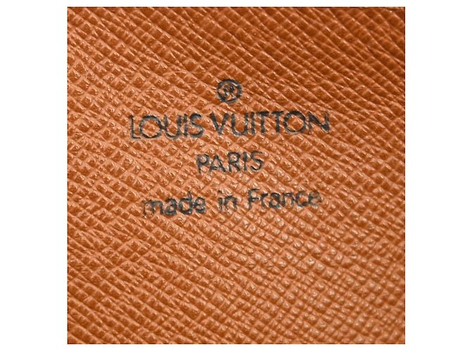 Louis Vuitton Papillon Monogram Canvas 26 - vue 4