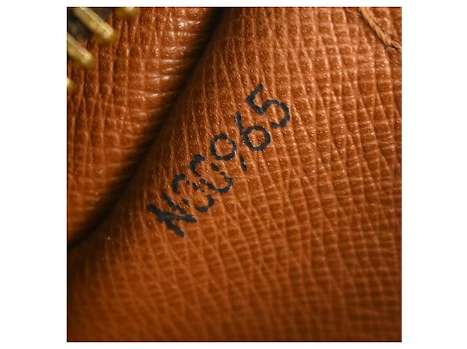 Louis Vuitton Papillon Monogram Canvas 26 - vue 5