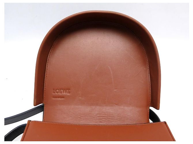 BORSA A MANO LOEWE HEEL DUO A894A01X02 IN PELLE MARRONE & NERO TRACULLA - vista 8