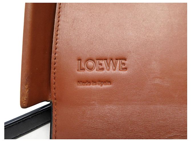 BORSA A MANO LOEWE HEEL DUO A894A01X02 IN PELLE MARRONE & NERO TRACULLA - vista 9