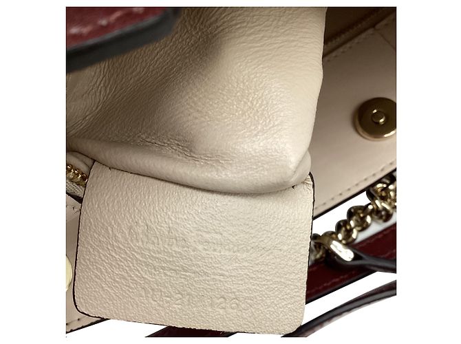 Salvatore Ferragamo Borsa a tracolla Ferragamo Vara Bow in pelle rossa Rosso Bordò - vista 10