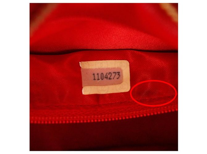 Borsa a tracolla con catena in scamosciato Chanel Coco Mark Rosso - vista 17