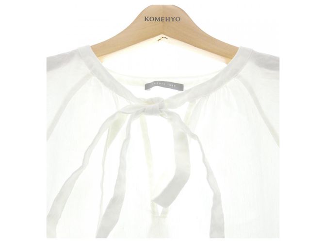 Top luxe Theory Blanco - vista 5