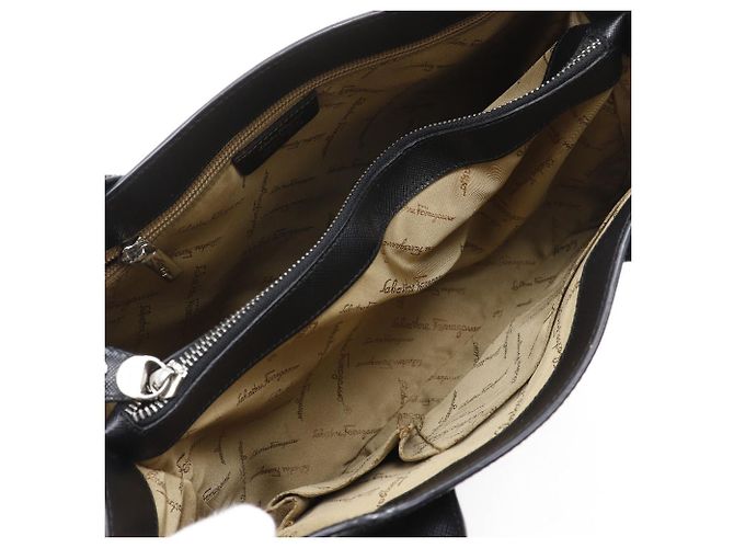 Borsa Salvatore Ferragamo Gancini Saffiano Nero - vista 5