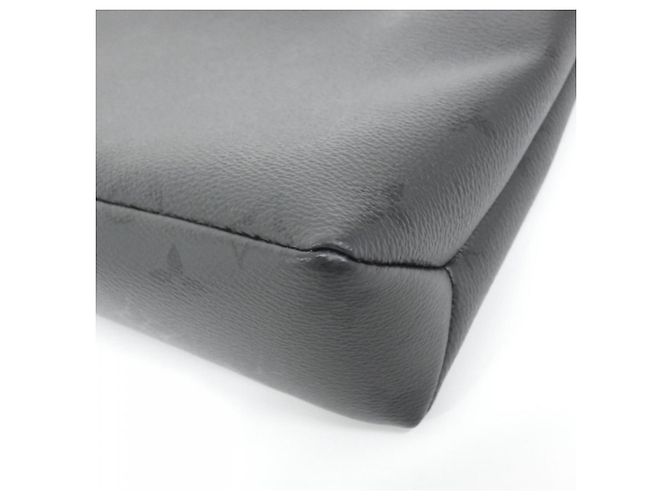 Louis Vuitton Monogram Midnight Pochette Voyage Souple Nero - vista 2