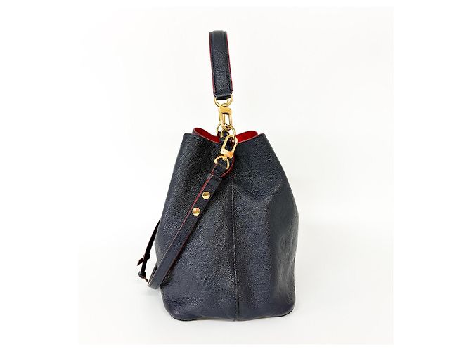Néonoé Louis Vuitton NeoNoe Monogram Empreinte Leather MM Blu navy - vista 4