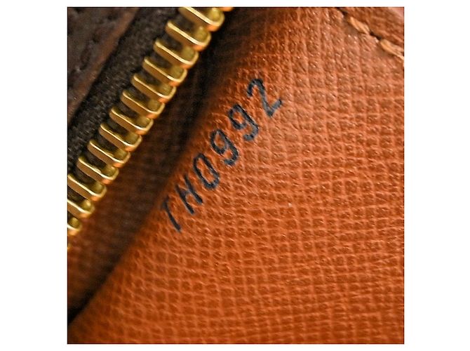 Borsa Louis Vuitton Papillon Monogram Canvas 30 Marrone - vista 5