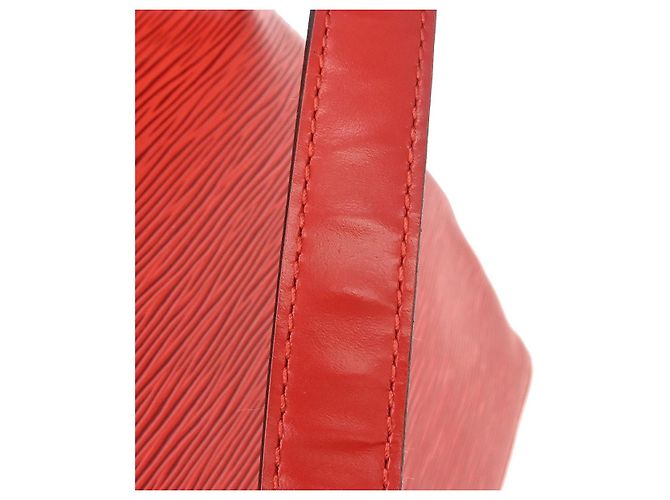 Borsa Louis Vuitton Noe in pelle Epi Large Rosso - vista 6
