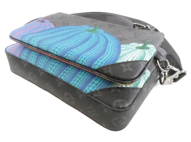 Borsa Messenger Trio Monogram Eclipse Reverse Louis Vuitton Nero Grigio - vista 3