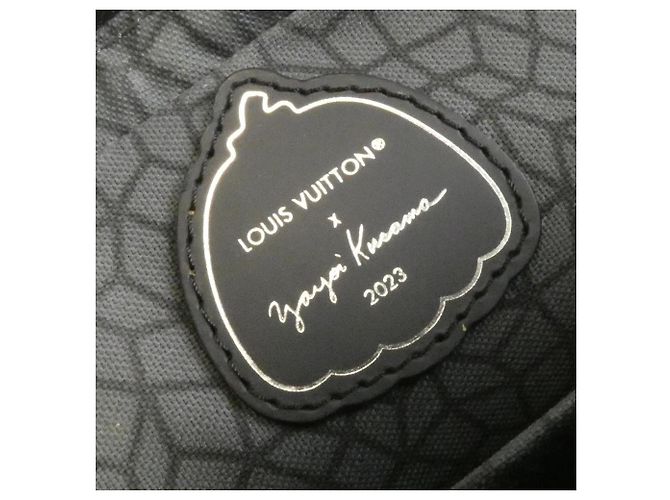 Borsa Messenger Trio Monogram Eclipse Reverse Louis Vuitton Nero Grigio - vista 9