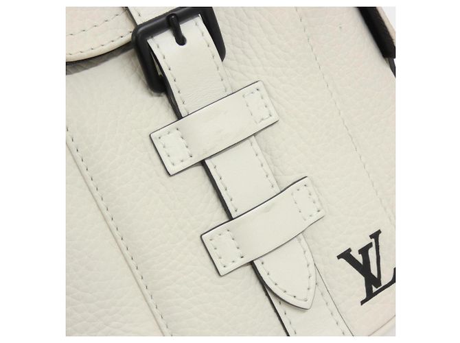 Borsa a tracolla Louis Vuitton Christopher XS Bianco - vista 4