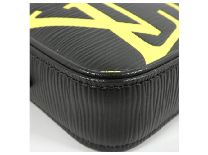Borsa a Spalla Louis Vuitton Epi Danube PM Nero Giallo - vista 3