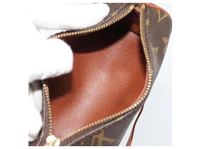 Louis Vuitton Papillon Pochette Monogram Canvas Mini Marrone - vista 5