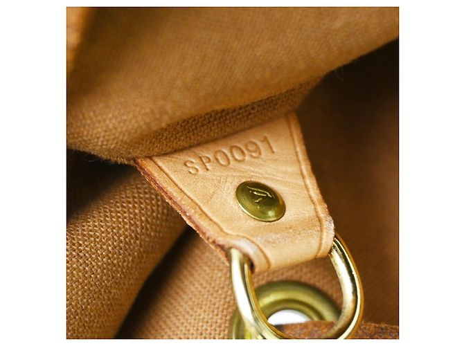 Louis Vuitton Vintage Montsouris Monogram Canvas GM Marron - vue 5