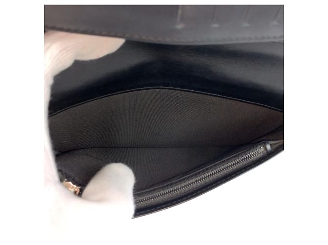 Langer Chanel Coco Mark Ledergeldbörse in Schwarz - Ansicht 6