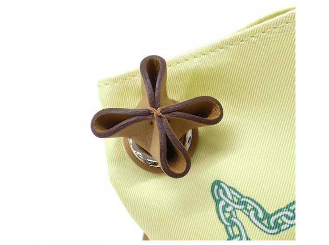 Hermès Borsa a tracolla Hermes Chevalscope Neon Silky City PM Giallo - vista 4