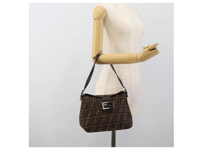 Borsa a Spalla FENDI Mamma Baguette in Tela Zucca Nero Marrone Argento Auth 183887SAM - vista 23