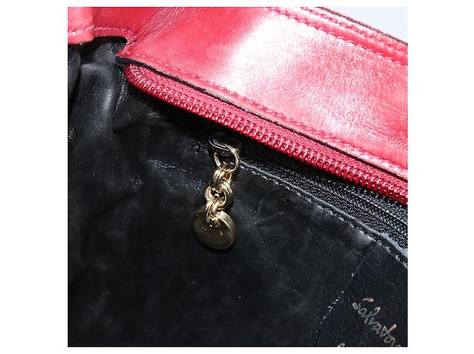 Borsa a tracolla Salvatore Ferragamo Vala in tela e pelle rosso oro Auth ka4578A D'oro - vista 21