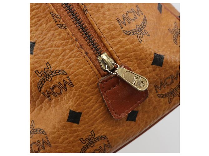 Borsa Boston MCM Vicetos Logogram PVC Pelle Marrone Oro Auth 182670 D'oro - vista 17