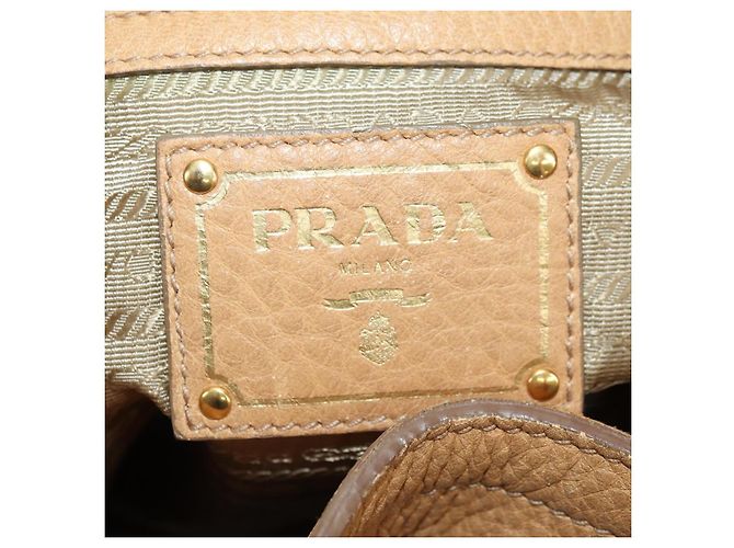 Borsa a Spalla PRADA in Pelle Beige Oro Auth 183307SAV D'oro - vista 19