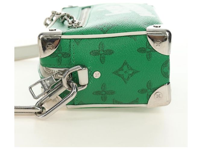 LOUIS VUITTON Monogram Everyday Mini Soft Trunk Bag Green M80816 Auth 182630M Verde Monogramma - vista 3