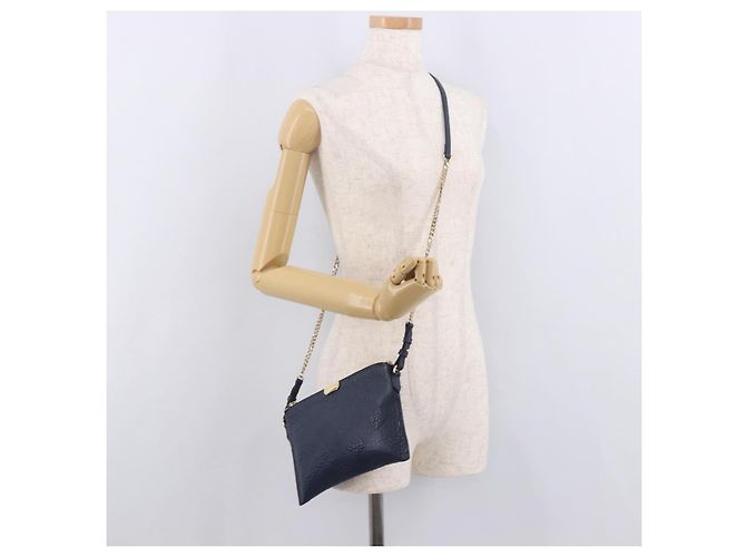 Borsa a Spalla BURBERRY in Pelle Blu Navy e Oro Auth 184458A D'oro - vista 22