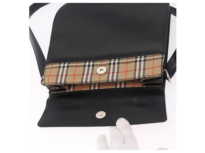 Borsa a Spalla Burberry in Pelle Nera Argento Auth 184472A Nero - vista 11