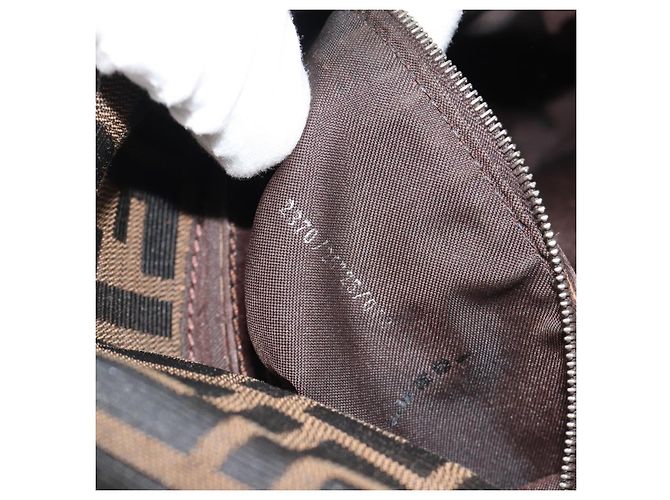 FENDI Borsa a Spalla Mamma Baguette in Tela Zucca Nero Marrone Argento Auth 183864SAM - vista 11